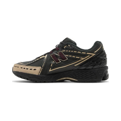 1906R Kith x New Balance "Black"