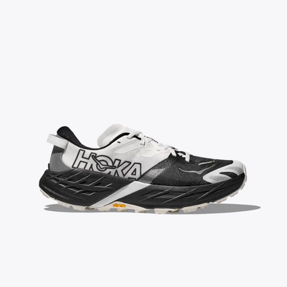 Speedgoat "7 Black/White"