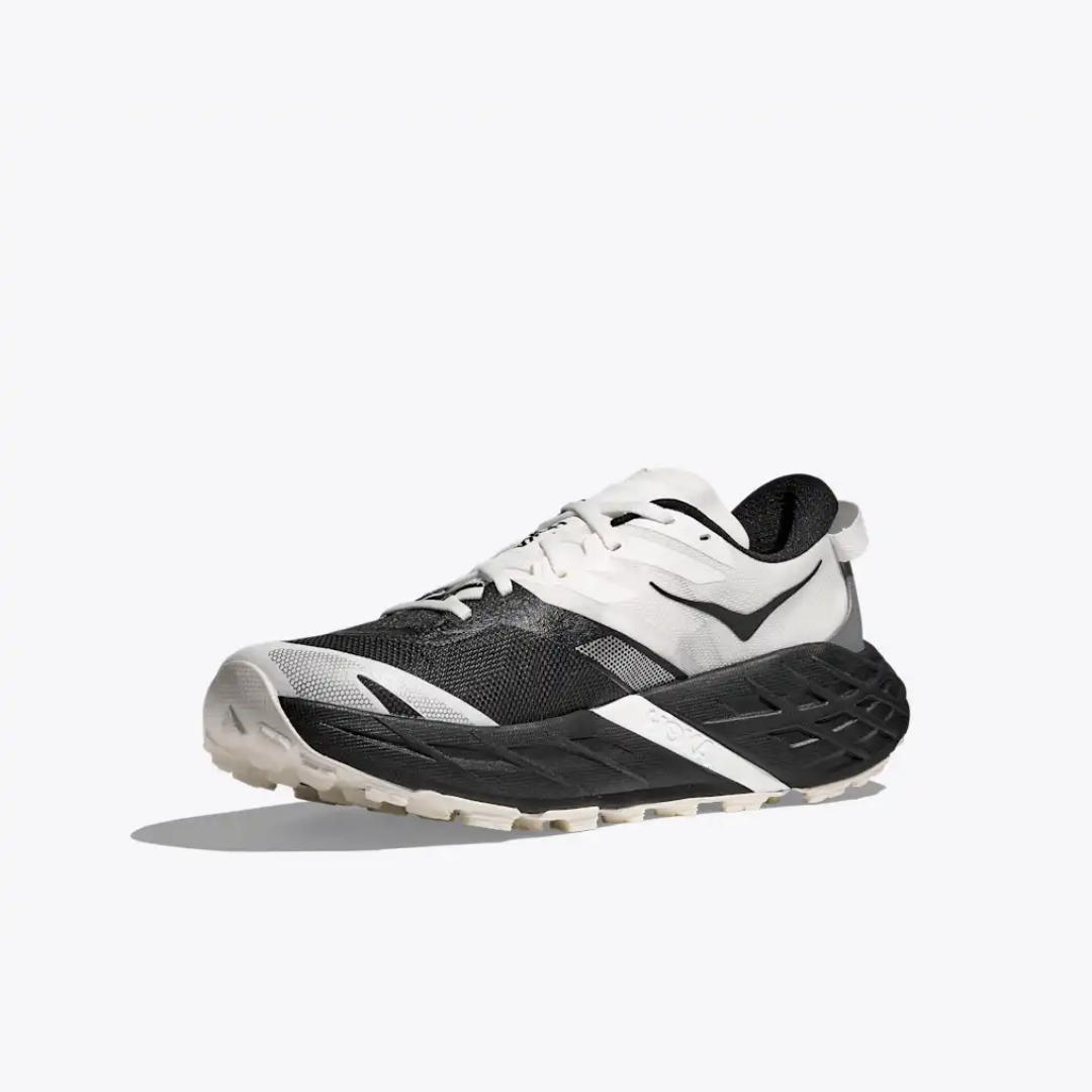 Speedgoat "7 Black/White"