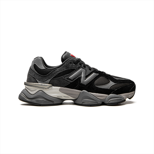 9060 "Black/Castlerock"